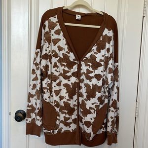 Cow Print Button Up Cardigan with Pockets. NWOT